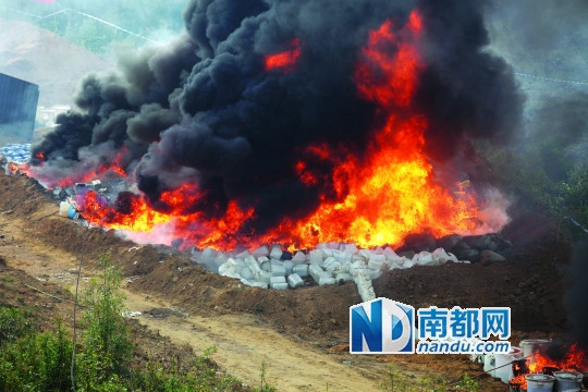 http://www.yisela.cn/uploadfile/2014/1117/20141117100038358.jpg