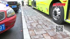 公交車多項(xiàng)愛(ài)心舉措為乘客   愛(ài)心滿滿引稱贊
